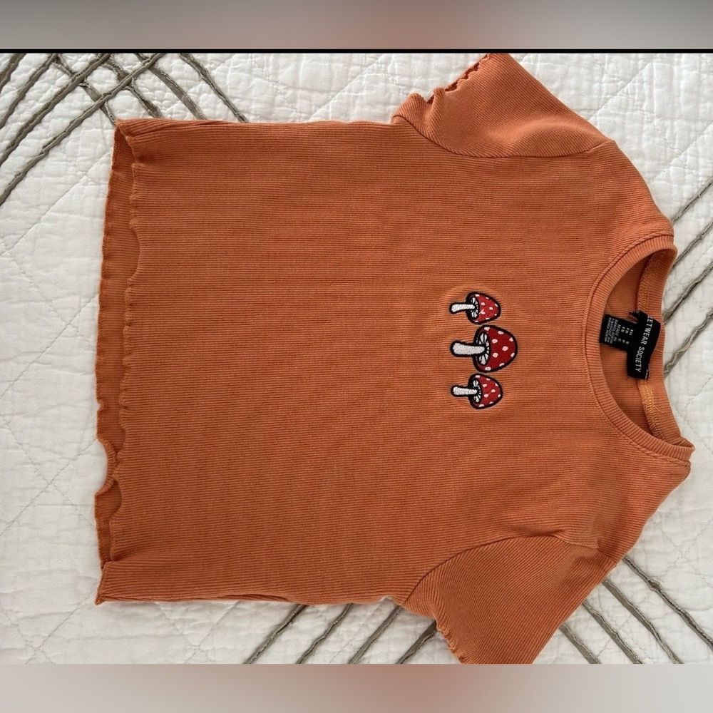 Streetwear Society Orange Tee with Mushroom Embroidery